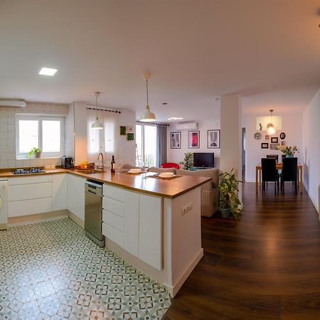 Santa Paula Loft Apartment มาลากา ภายนอก รูปภาพ