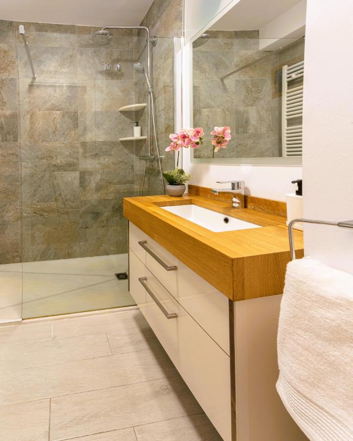 Santa Paula Loft Apartment มาลากา ภายนอก รูปภาพ