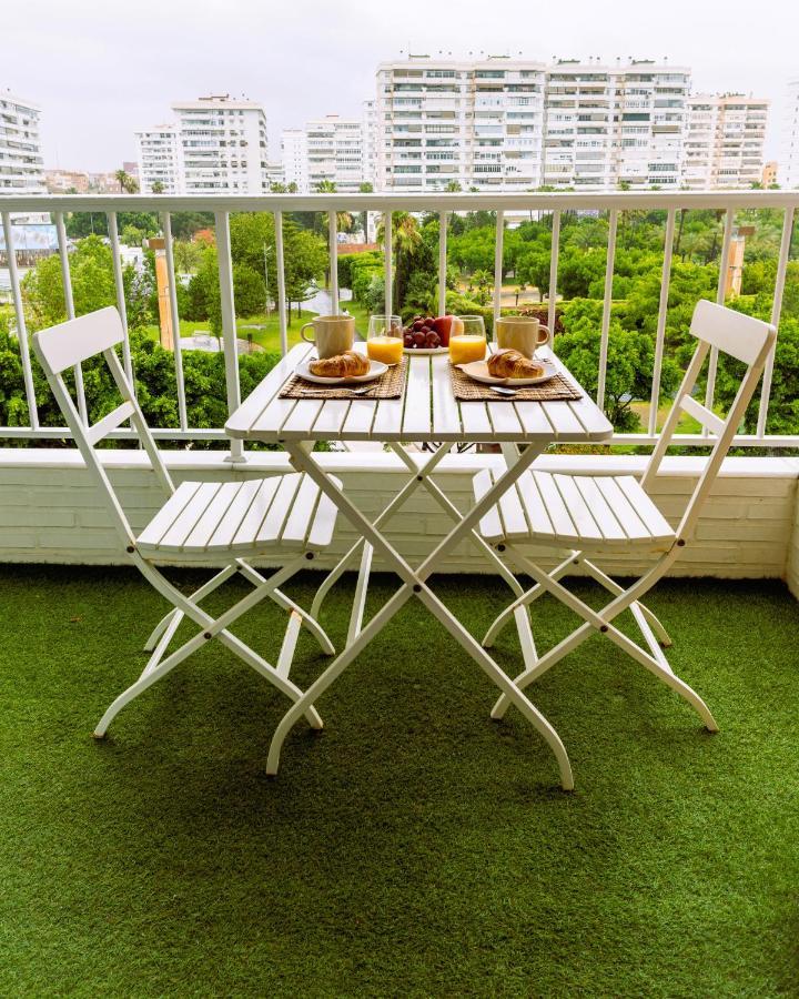 Santa Paula Loft Apartment มาลากา ภายนอก รูปภาพ